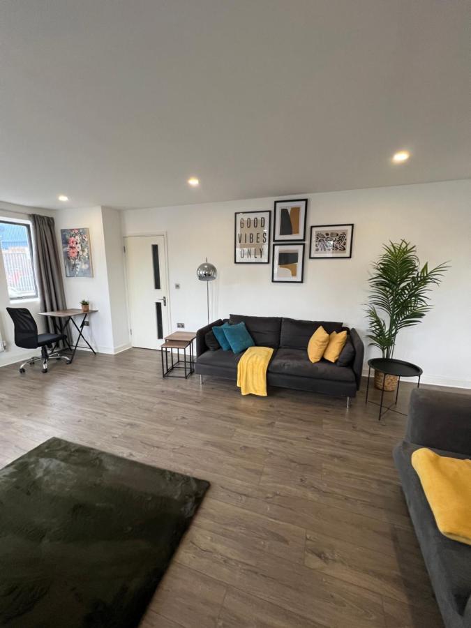 3Bed Flat 3Wc And Great Location Near Excel City Airport O2 And Canning Town Station Villa Londra Dış mekan fotoğraf