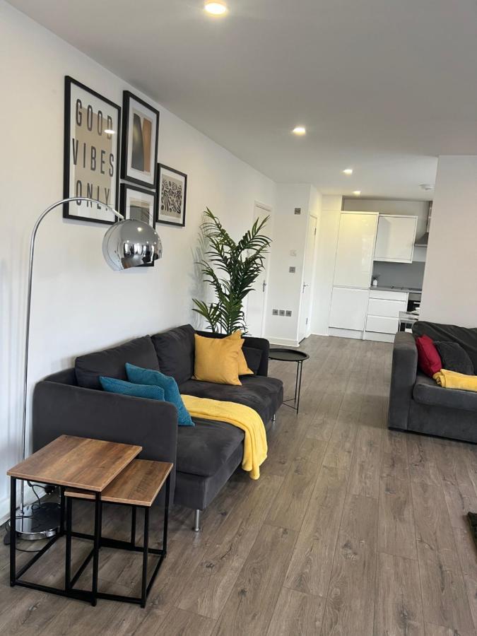 3Bed Flat 3Wc And Great Location Near Excel City Airport O2 And Canning Town Station Villa Londra Dış mekan fotoğraf