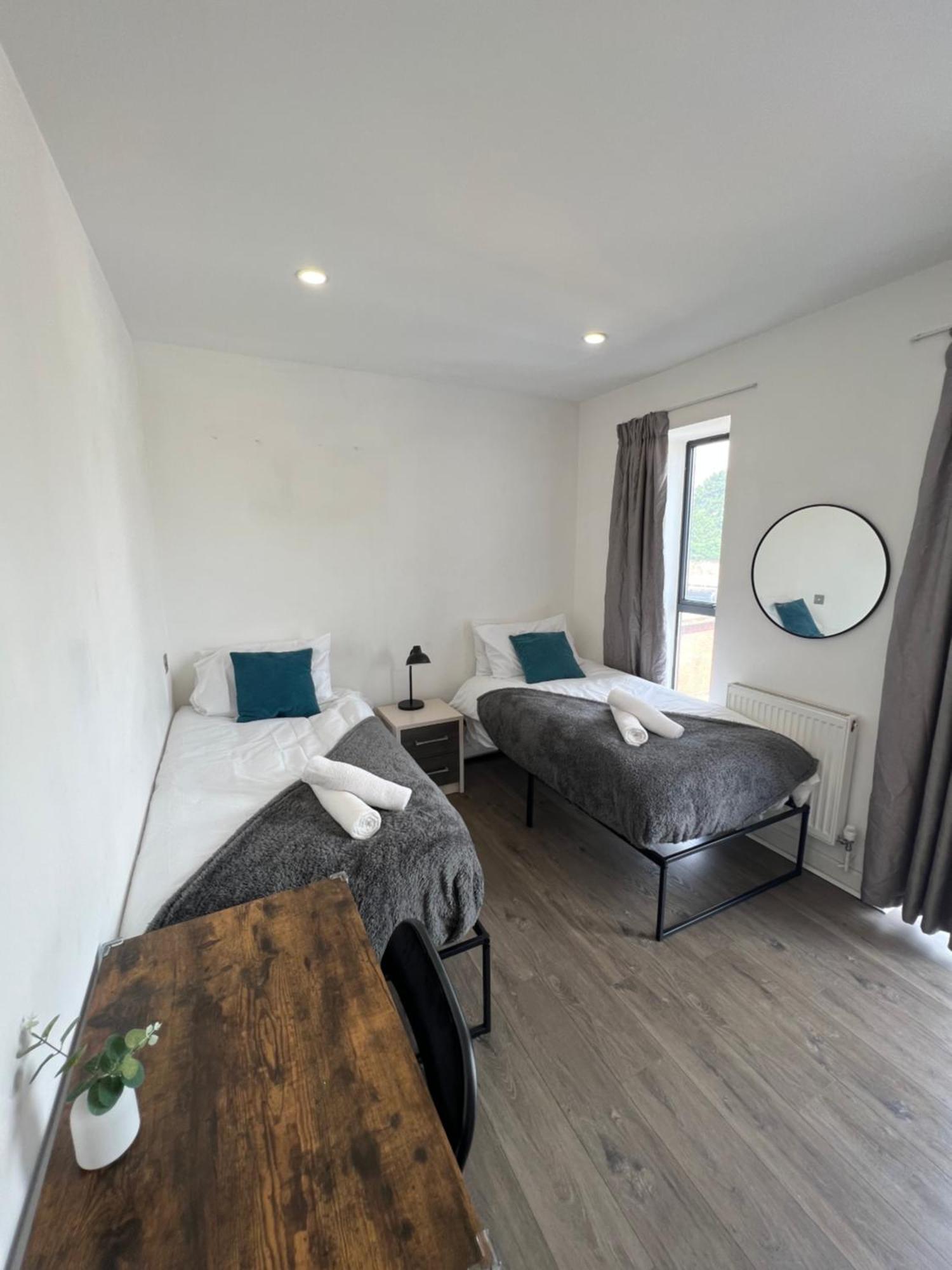 3Bed Flat 3Wc And Great Location Near Excel City Airport O2 And Canning Town Station Villa Londra Dış mekan fotoğraf
